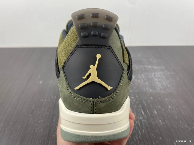 Retro Jordan Medium   SE 4 Craft Olive FB9927-200   0330